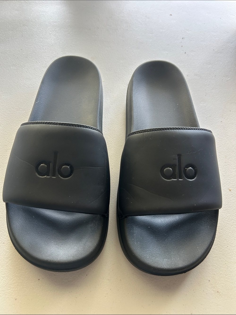 ALO Yoga Black It Slide Sandals